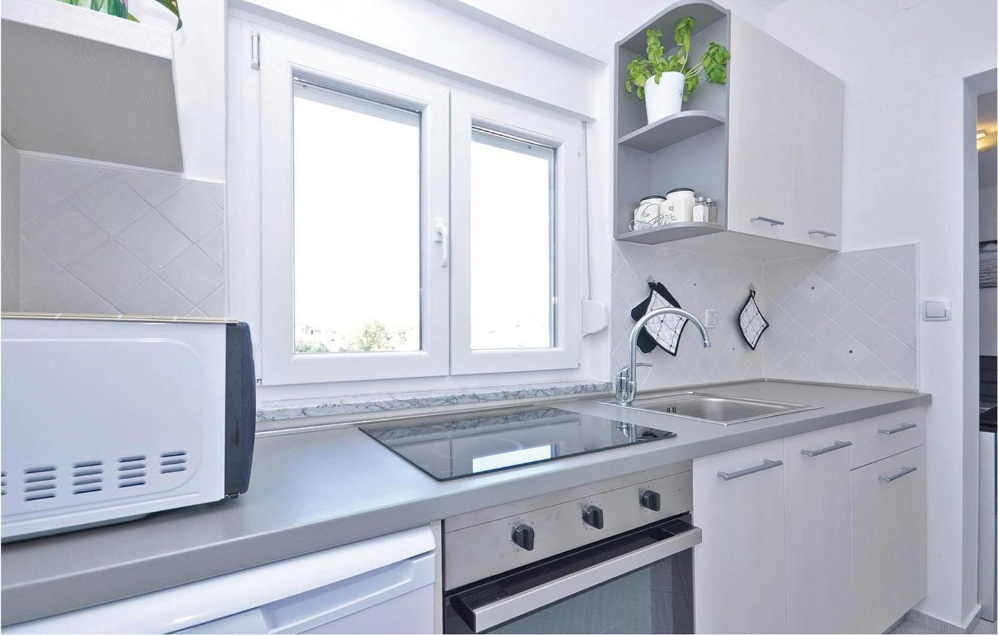 1 Bedroom Cozy Apartment In Bibinje Zewnętrze zdjęcie