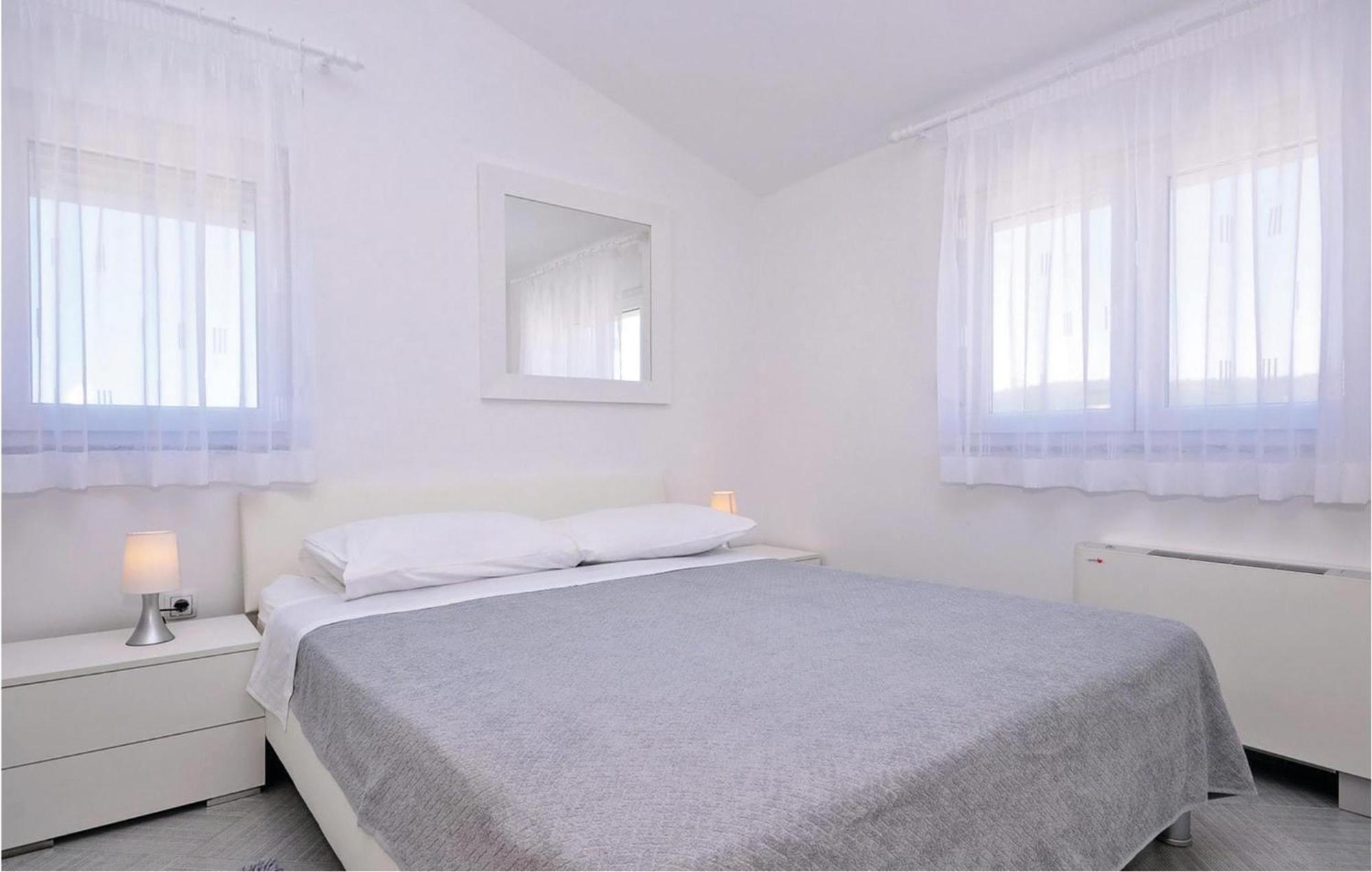1 Bedroom Cozy Apartment In Bibinje Zewnętrze zdjęcie