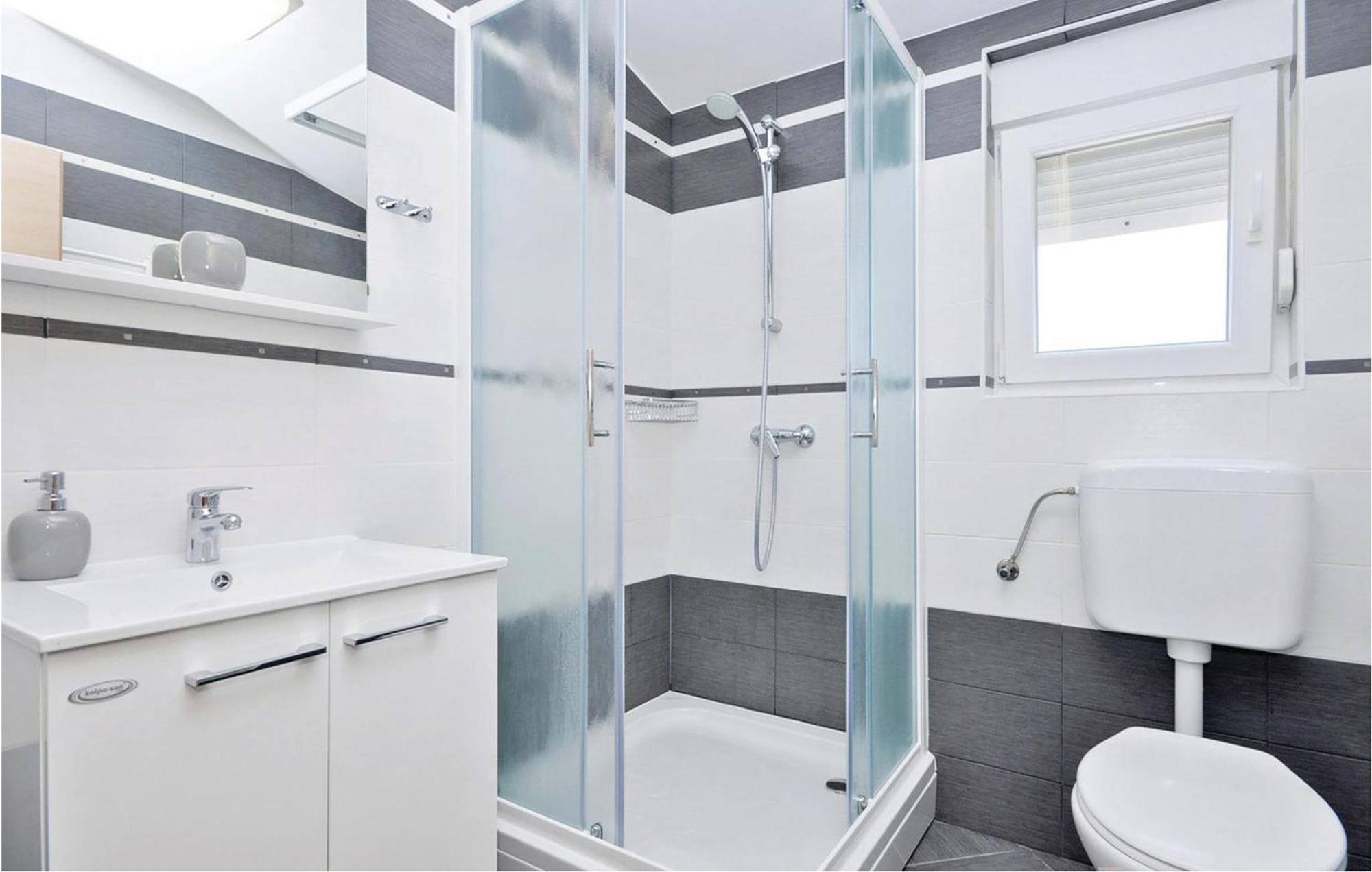 1 Bedroom Cozy Apartment In Bibinje Zewnętrze zdjęcie